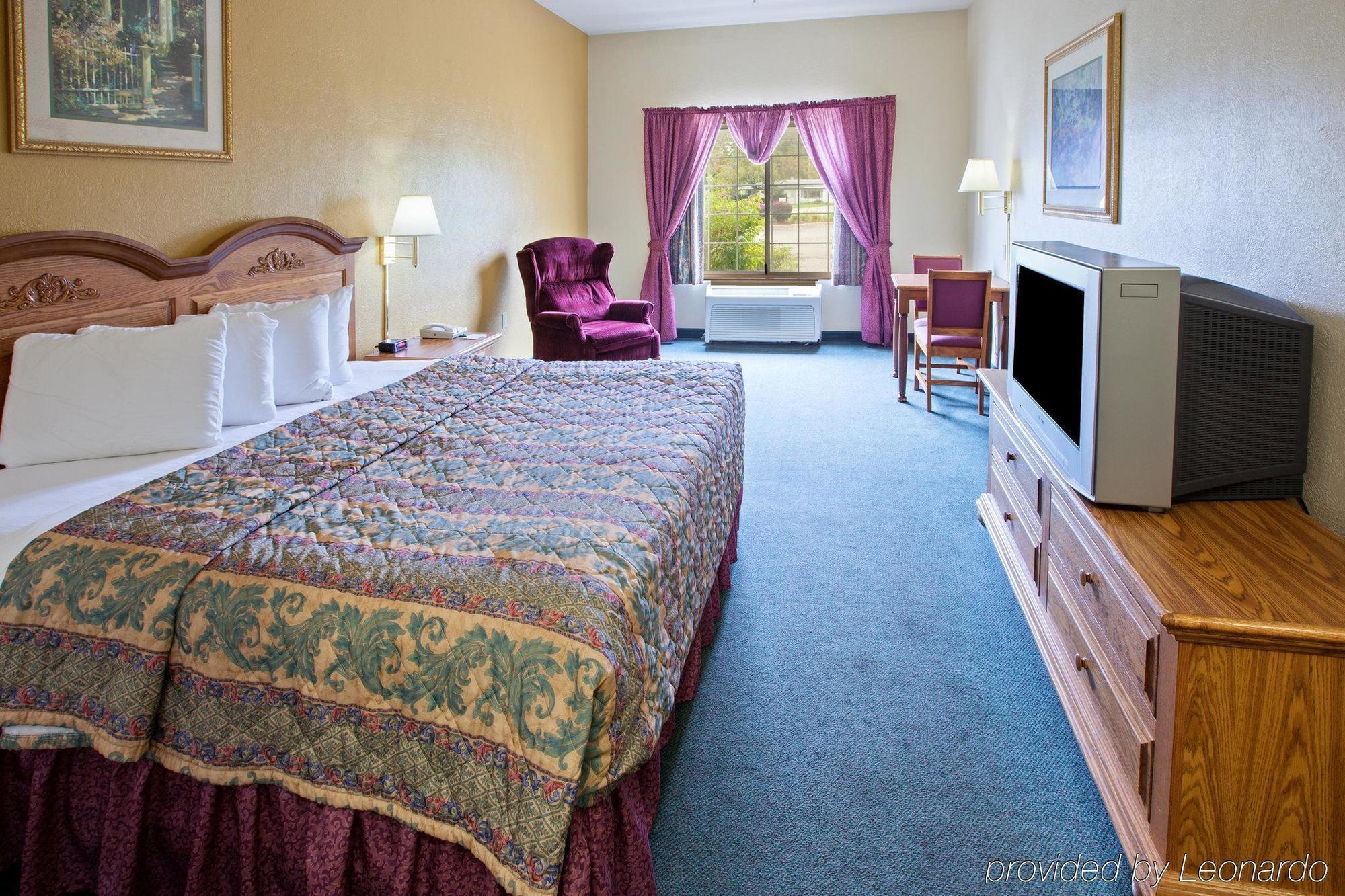 Holiday Inn Express & Suites Indianapolis North - Carmel By Ihg Exterior photo
